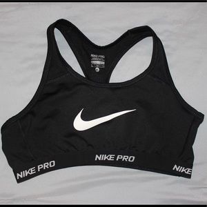 Nike pro sports bra